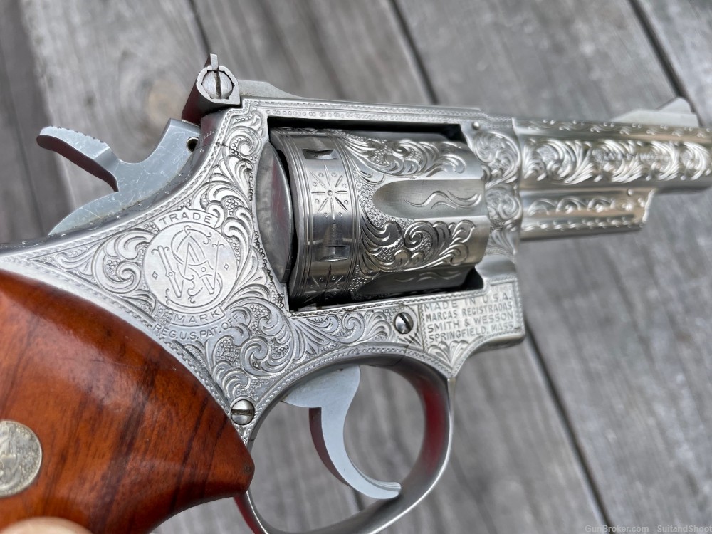 SMITH & WESSON 66 .357 MAG ENGRAVED MICHAEL DUBBER 1977-img-34