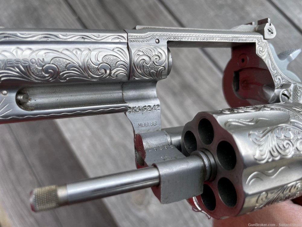 SMITH & WESSON 66 .357 MAG ENGRAVED MICHAEL DUBBER 1977-img-43