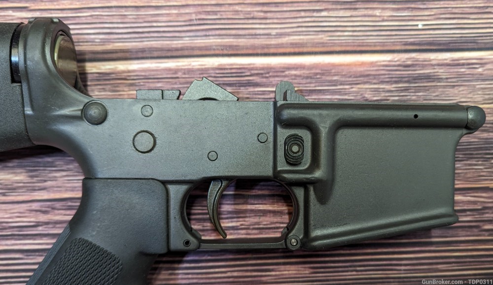 Colt HBAR Sporter PRE BAN FULL FENCE AR 15 COMPLETE Lower IN ORIGINAL BOX-img-11