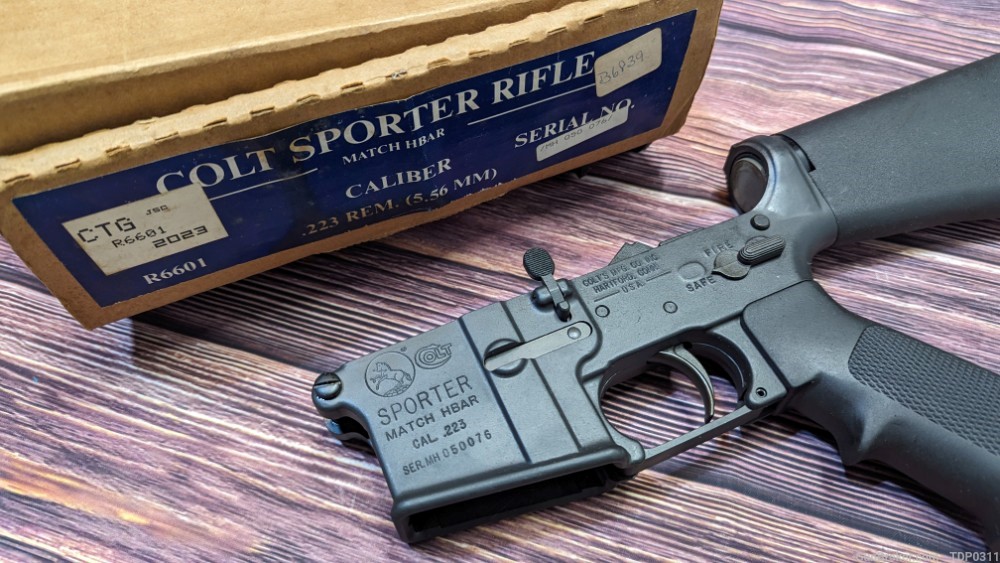 Colt HBAR Sporter PRE BAN FULL FENCE AR 15 COMPLETE Lower IN ORIGINAL BOX-img-1