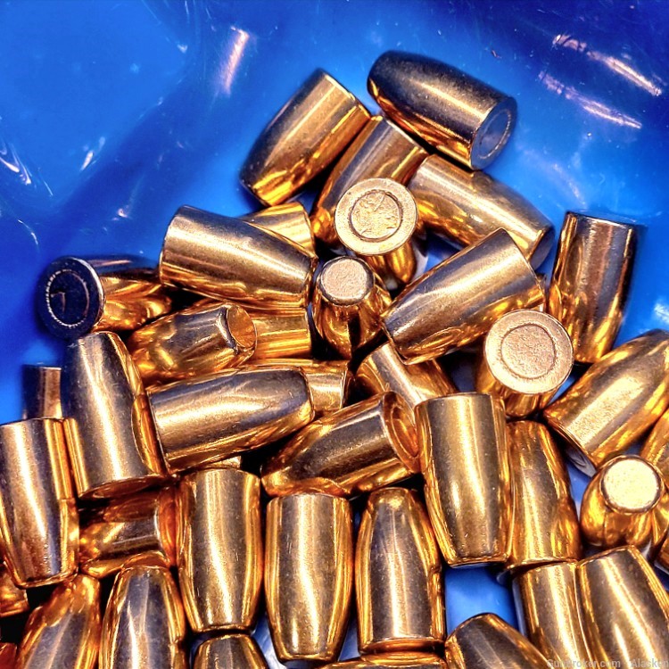 ONLY $0.13 each - 740 Bulk, NEW 9mm encapsulated 147 grain jacketed bullets-img-1