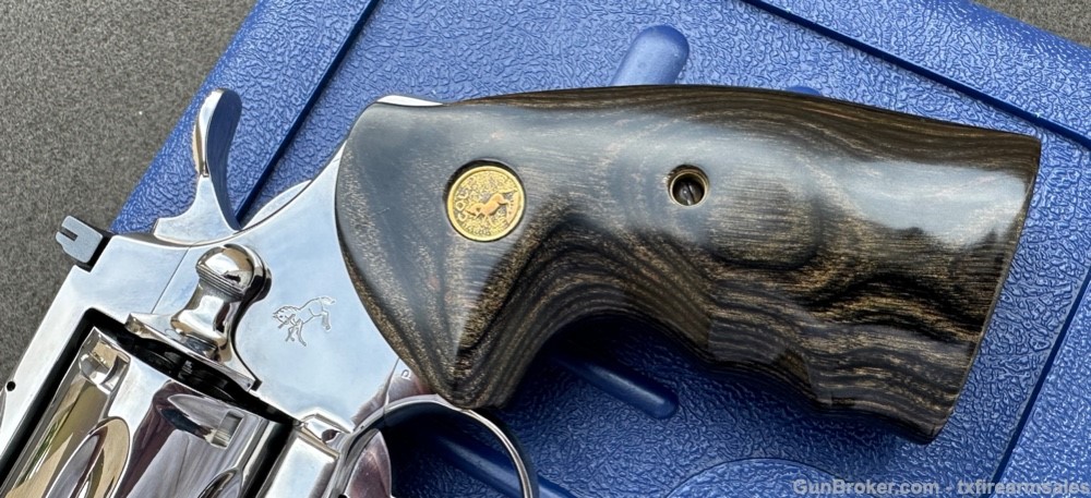 Colt Python Custom Bright Polished Stainless 4" .357 Magnum, 1983-img-1