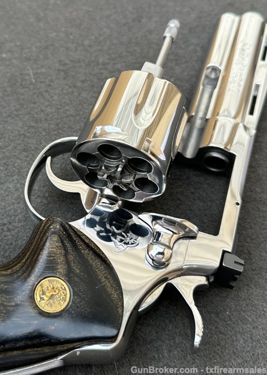 Colt Python Custom Bright Polished Stainless 4" .357 Magnum, 1983-img-41