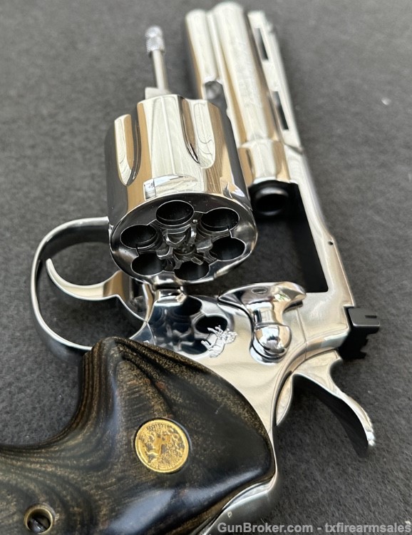 Colt Python Custom Bright Polished Stainless 4" .357 Magnum, 1983-img-42
