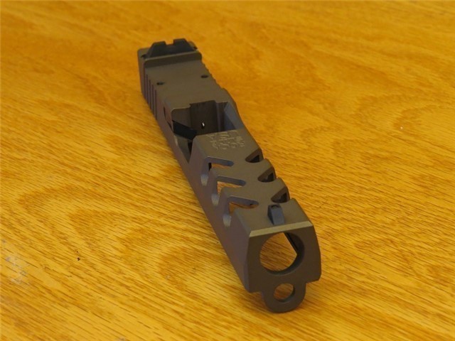 Glock 17 GEN3 Rock Slide 9mm. RMR No Barrel Bronze-img-1