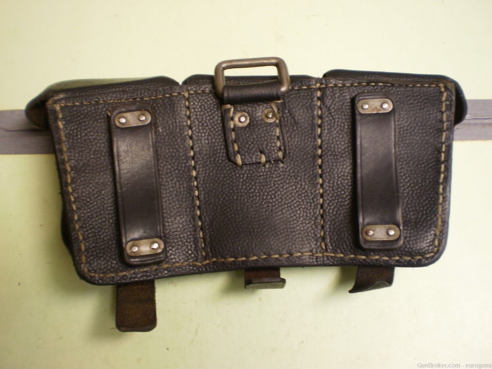 GERMAN WWII, K98 RIFLE, 8X57MM CARTRIDGE/AMMO POUCH. APPEARS TO BE PIG SKIN-img-1