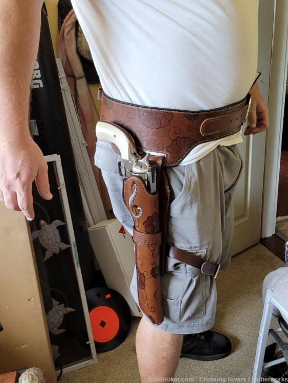 Custom Magnum Research BFR gun belt with holster, made to order.-img-4