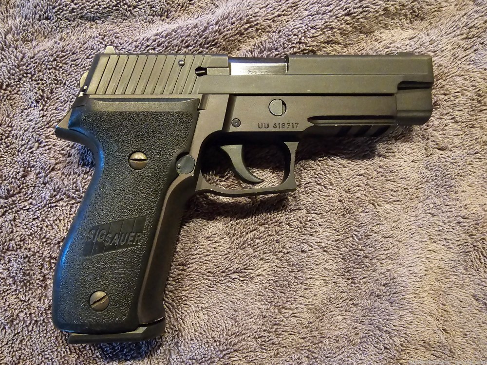 Sig Sauer P226 in 9mm-img-1
