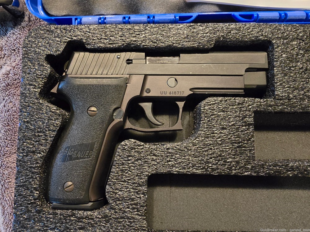 Sig Sauer P226 in 9mm-img-3