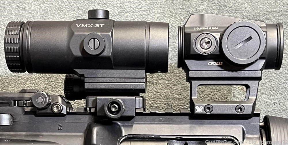 Vortex SPARC Solar Red Dot Sight with VMX-3T Magnifier 3x 1/3 Lower Co-Witn-img-3