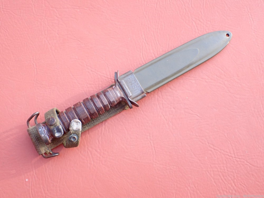 US WW2 M3 BLADE MARKED UTICA FIGHTING KNIFE WITH ORIGINAL SCABBARD-img-1