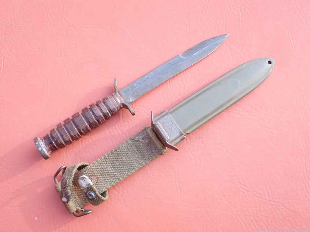 US WW2 M3 BLADE MARKED UTICA FIGHTING KNIFE WITH ORIGINAL SCABBARD-img-0