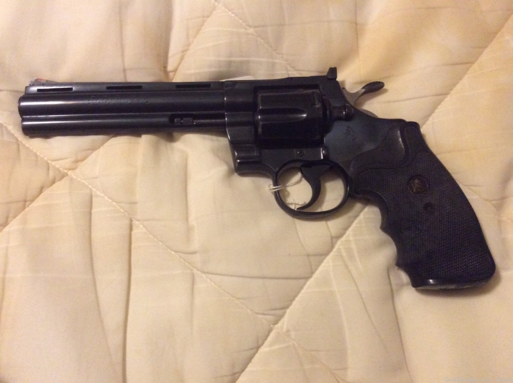 Colt Python blue  revolver  6 inch  357 Mag -img-5