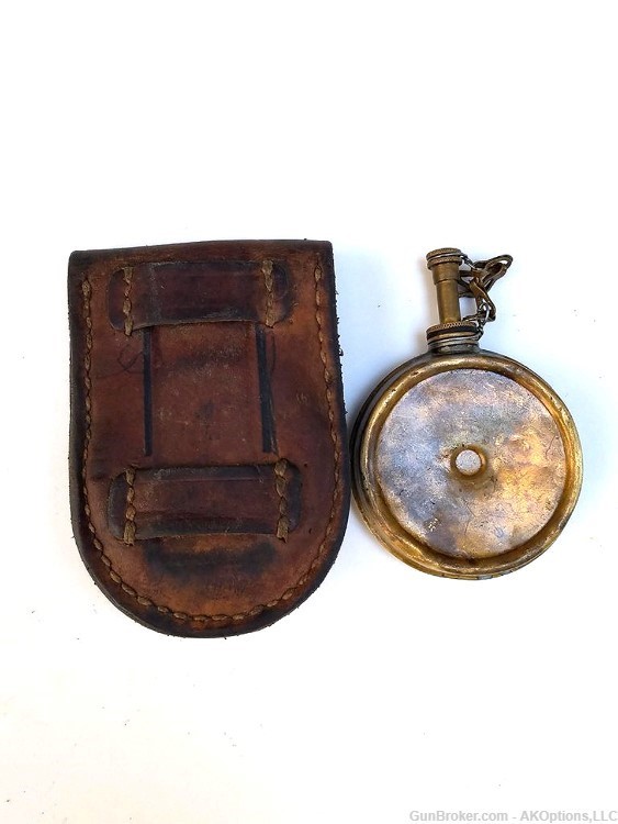 Yugo Oil Bottle and Leather Pouch-img-1
