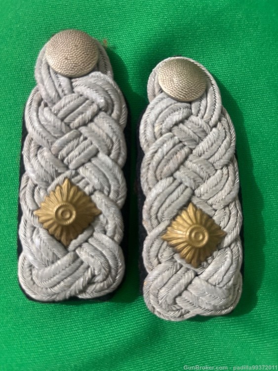 SS panzer shoulder boards -img-0