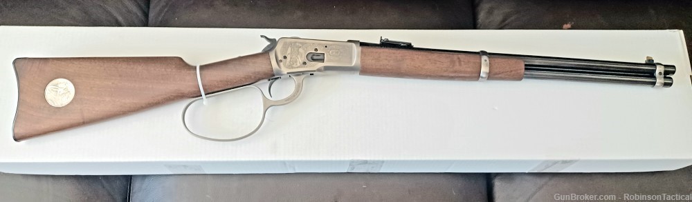 Winchester Model 1892 John Wayne 100th Anniversary  44-40 "High Grade"-img-9