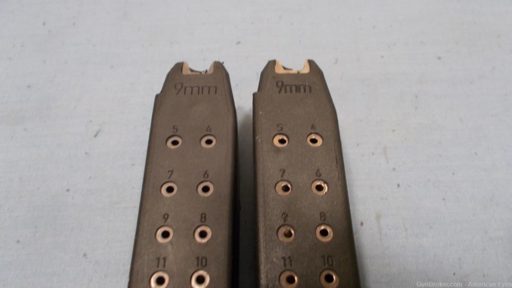 [2] Glock 18/17/19 Magazines 9MM 31rd +2 Ext Factory OEM-img-4