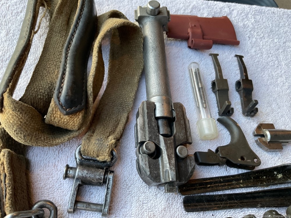 MG42 Bolt Assembly and Parts. (Lot)-img-5