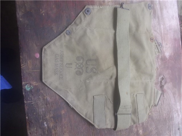 WW II US Army Service Gas Mask Bag Original-img-1