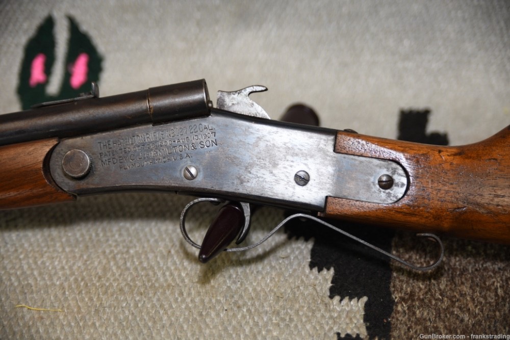 The Hamilton Rifle model 027 22caliber in Super condition great bore-img-3
