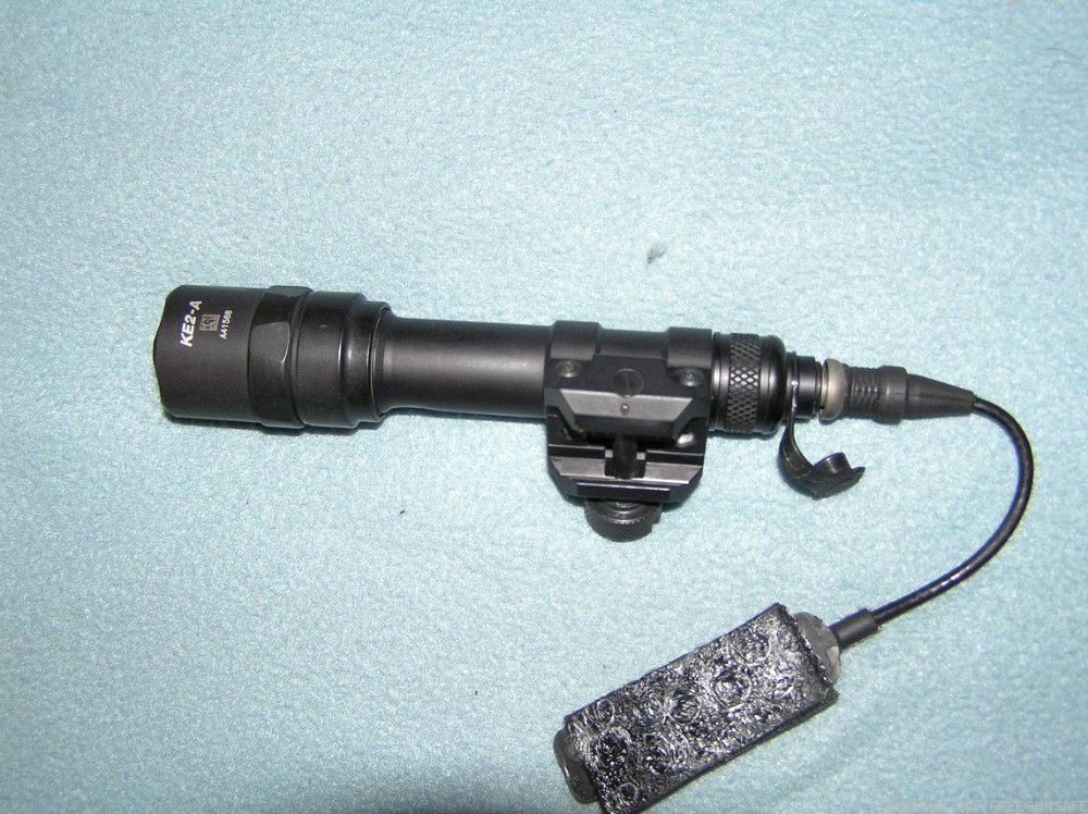 surefire scout light flashlight-img-0