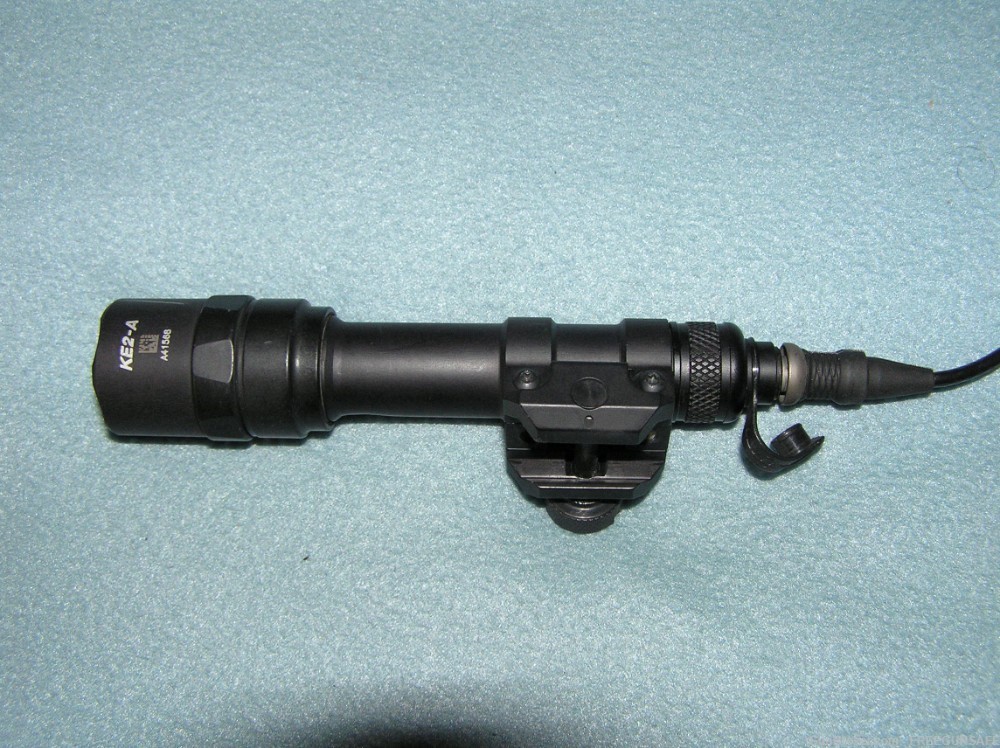 surefire scout light flashlight-img-1