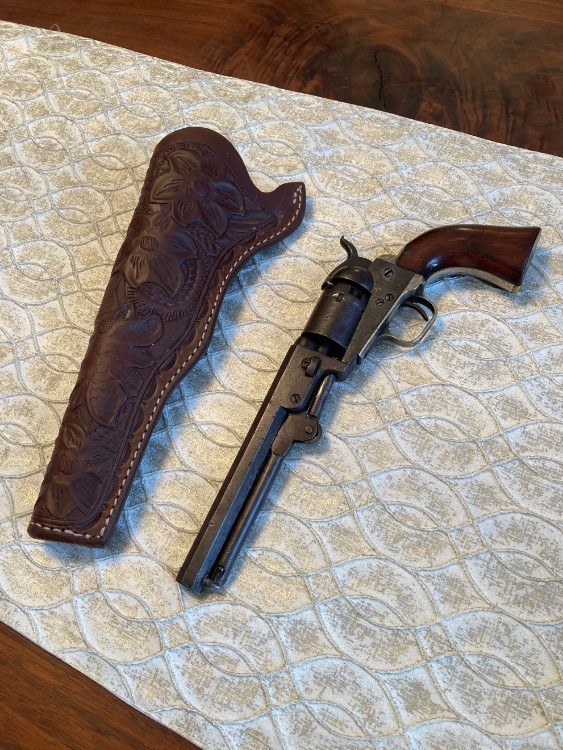 Colt 1860 Army .44 Pistol Engraved 1869 Navy Cylinder Scene Case & Holster-img-55