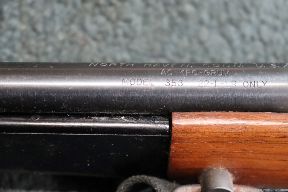 Mossberg Model 353 Semi Auto Rifle Cal. 22 LR (SN#945590)-img-10