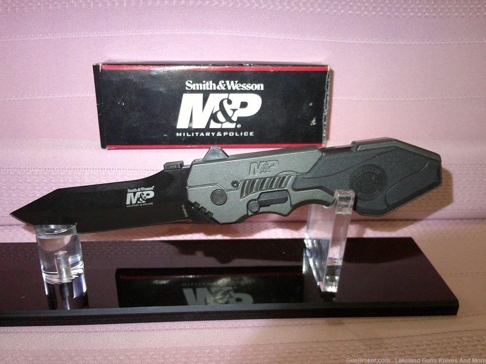 Smith & Wesson SWMP4L M&P Assisted Open Linerlock Pocket Knife Was $75.50!-img-2