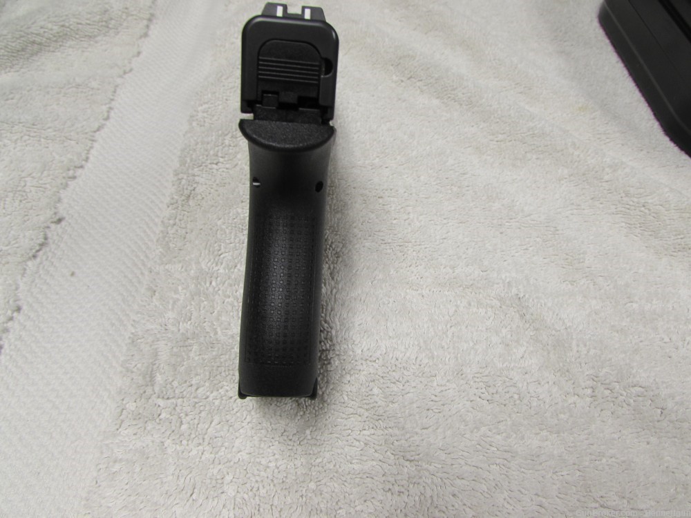 Glock G43 9mm UI4350201 NIB-img-10