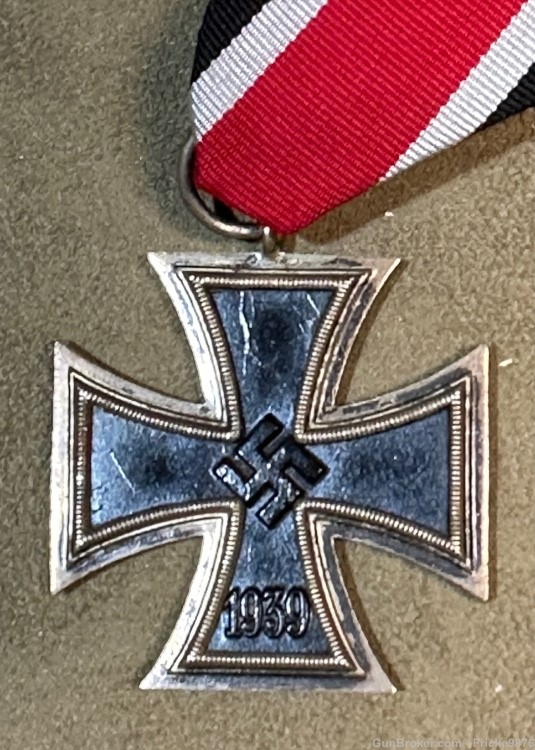 WW2 German Iron Cross-img-1
