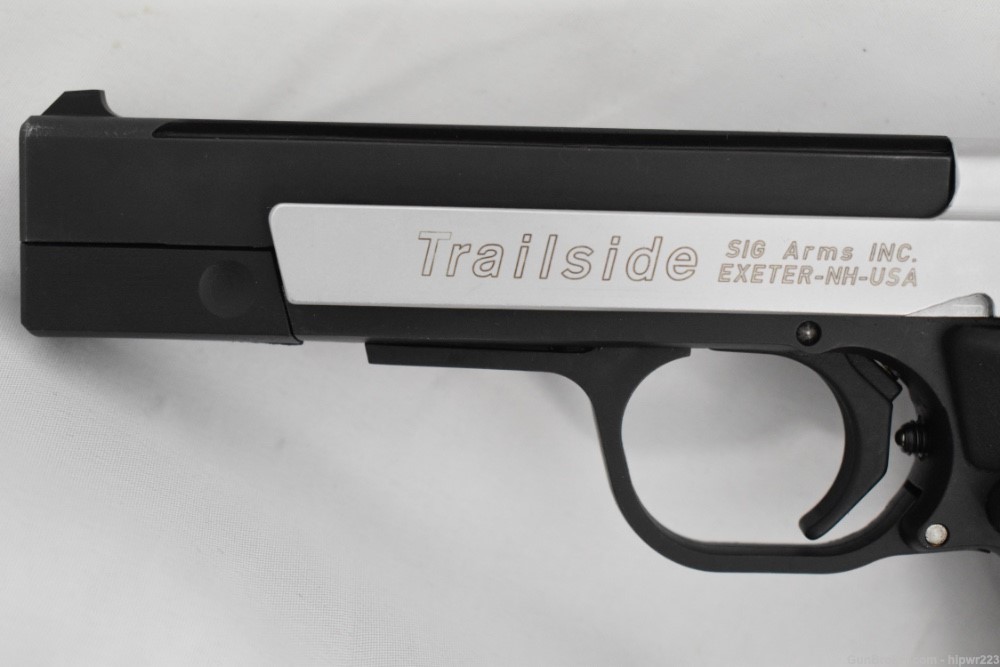 Sig Arms Trailside .22LR semi auto pistol EXCELLENT condition -img-5