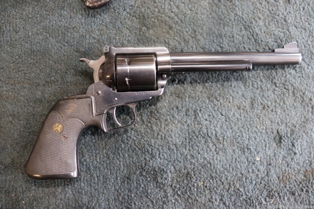 Ruger New Model Blackhawk Revolver Cal. 44 Magnum (SN#81-52408)-img-1