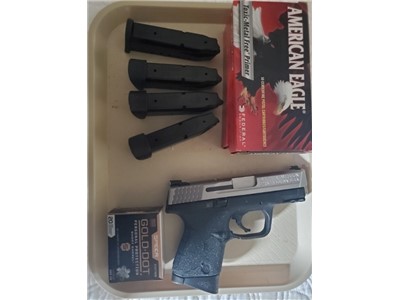 USED-EXCELLENT CONDITION SMITH & WESSON STAINLESS MP40C M2.0
