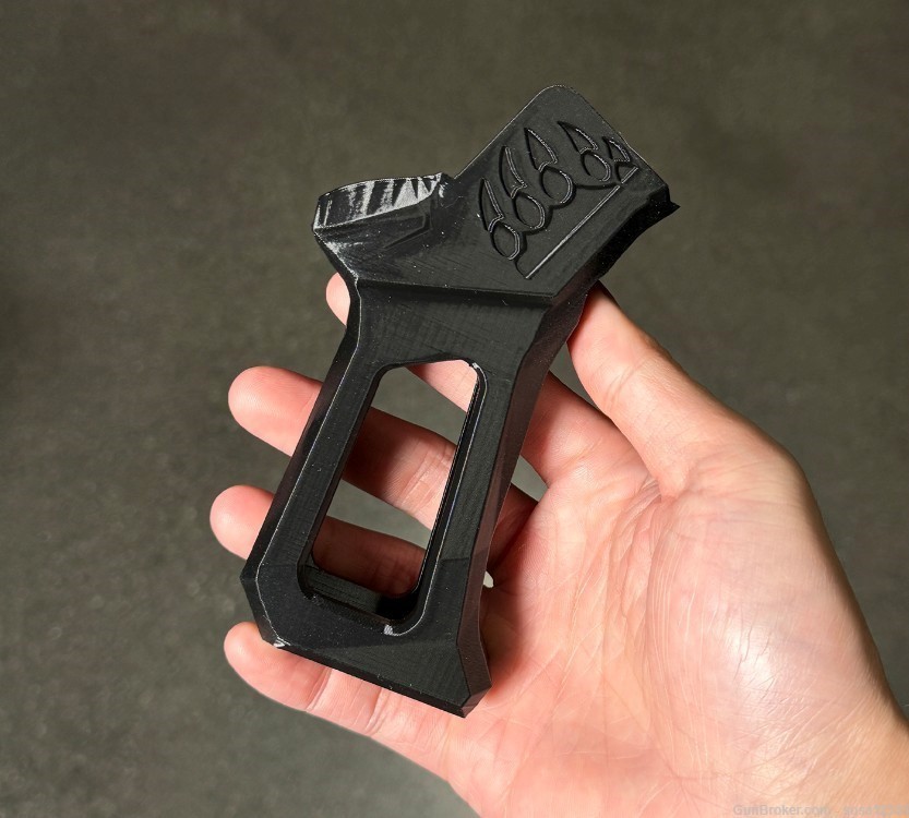Featureless Grip CA NY for AR Platform Compliant-img-2