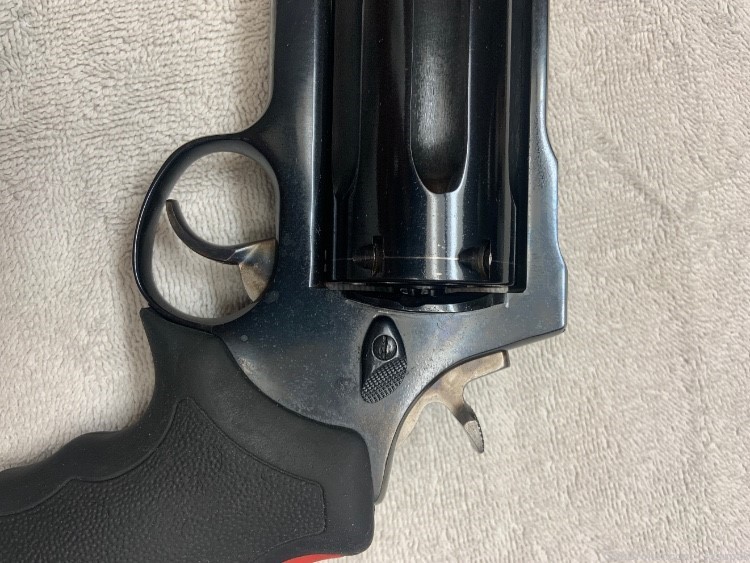 Taurus 513 Raging Judge Magnum 6.5" barrel .45LC/454 CASULL/410GA-img-4