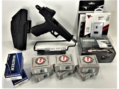 XTREME PISTOL HUNTER'S AUCTION Glock 40  G-40 - 10mm - TRICKED OUT w/ AMMO!