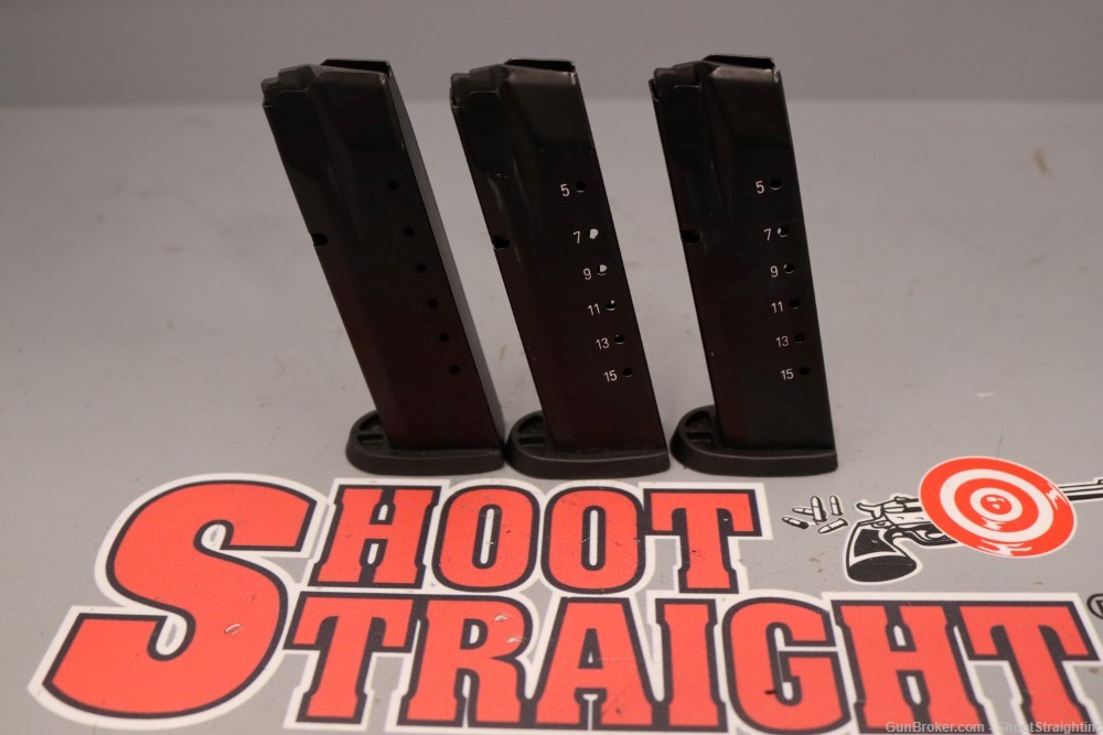 Lot O' Three (3) Smith & Wesson M&P40/M&P40 2.0 .40 S&W 15rd Mags (OEM)-img-0