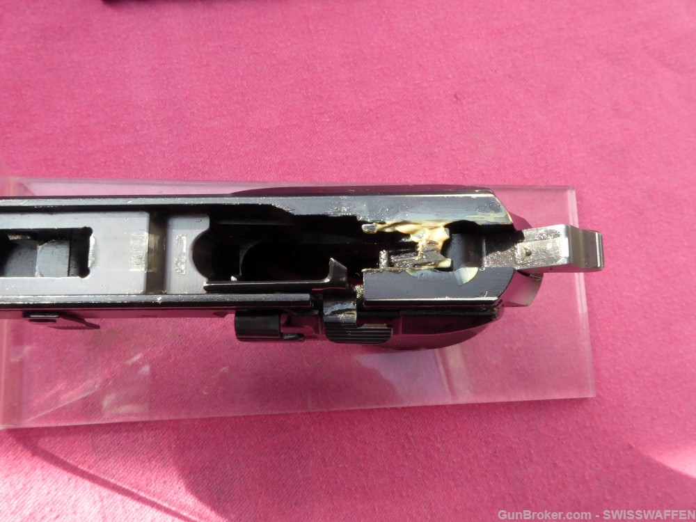 SIG SAUER P225 "MONTAGE SUISSE" 9mm ORIGINAL BOX MANUAL  "RARE"-img-19