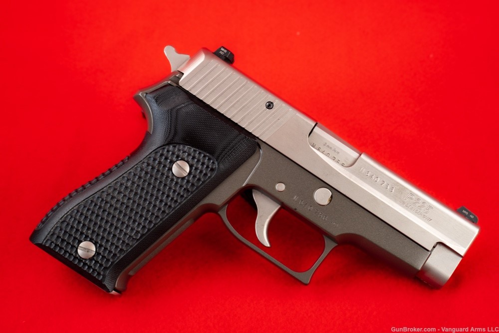 2011 Sig Sauer P225 Two-Tone 3.9" 9mm Semi-Auto Pistol! -img-3