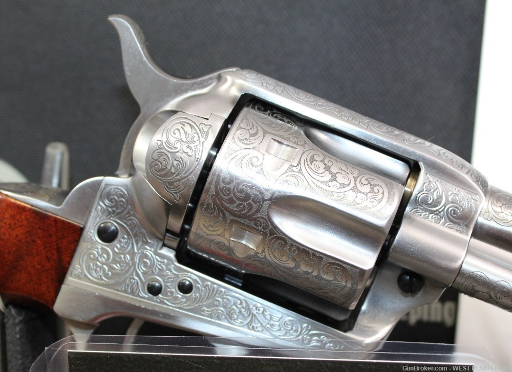 NIB TAYLOR'S & CO CATTLEMAN ENGRAVED S/A REVOLVER, 45LC, 5.5" BRL, 550927-img-5