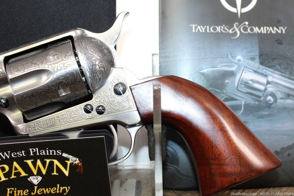 NIB TAYLOR'S & CO CATTLEMAN ENGRAVED S/A REVOLVER, 45LC, 5.5" BRL, 550927-img-3