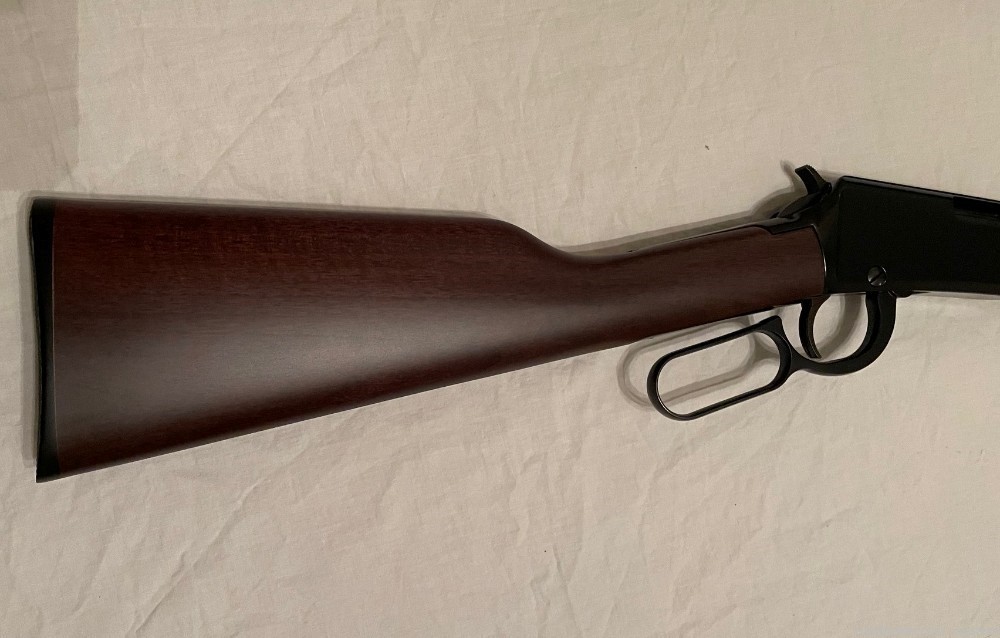 Henry Classic Lever Action 22 LR Blued finish and Walnut Stock – Brand New -img-3