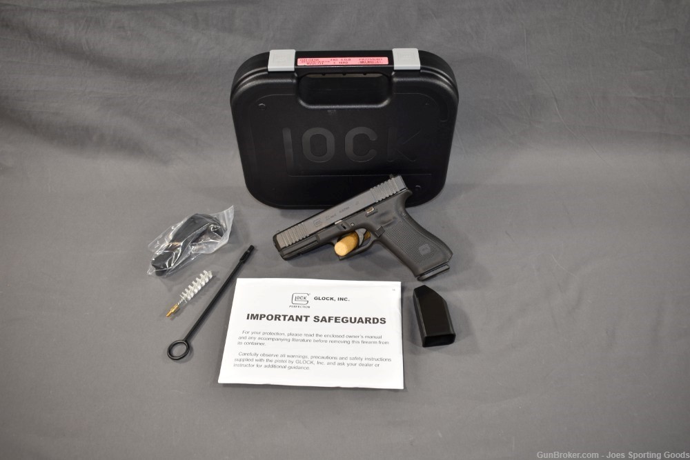 Glock 22 Gen 5 - .40 S&W Semi-Automatic Pistol w/ Factory Case & Manual-img-0