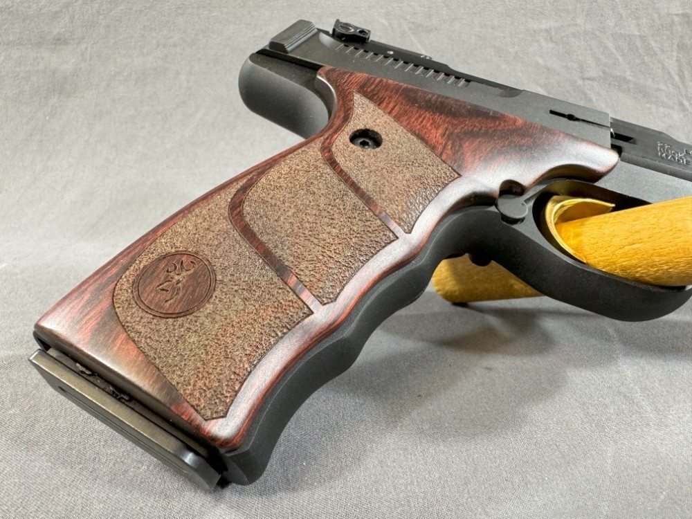Excellent Browning Buck Mark - .22LR Semi Auto Pistol with Rosewood Grips-img-6