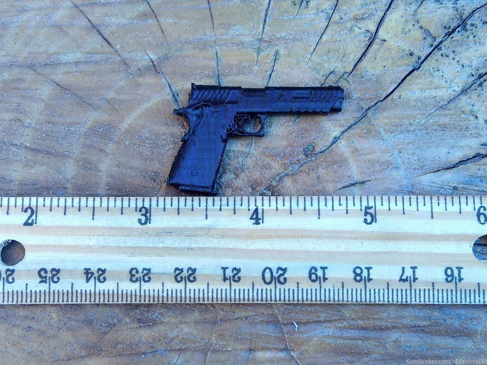 2011 Combat Master Pistol 1/6 Scale Miniature Replica - John Wick Inspired-img-3