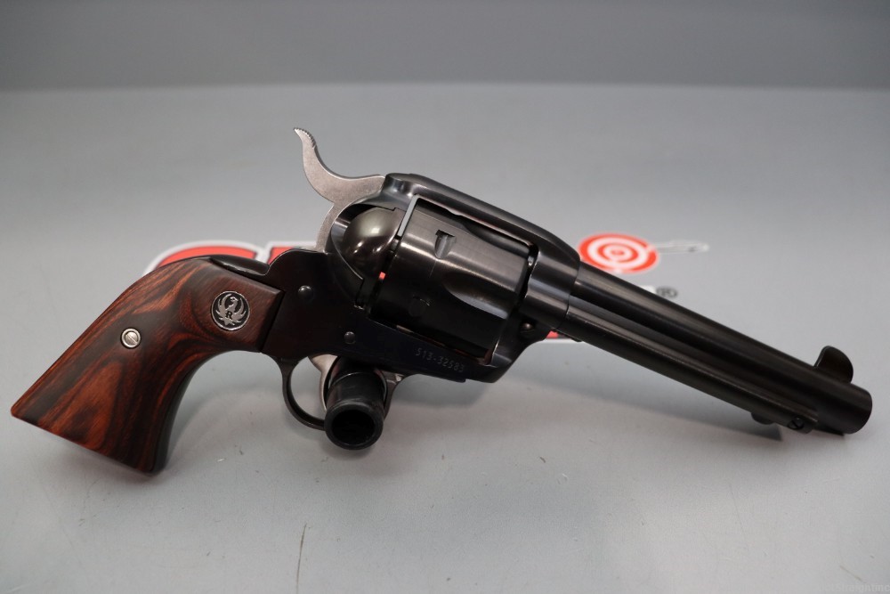 Ruger New Vaquero 5.5" .45LC w/Box -img-21