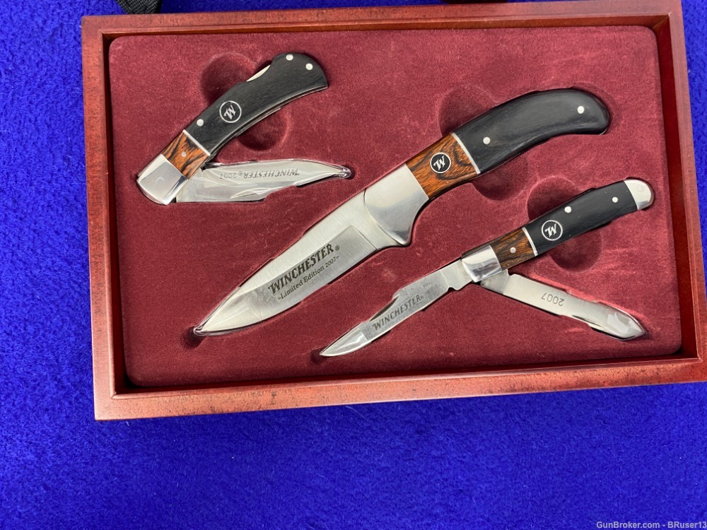 Winchester Limited Addition 2007 Knife  *PRISTINE COLLECTORS DISPLAY*-img-6