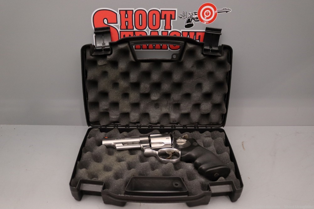 Smith & Wesson Model 629-5 .44AMG / .44SPL 4" w/ Case - Stainless --img-2