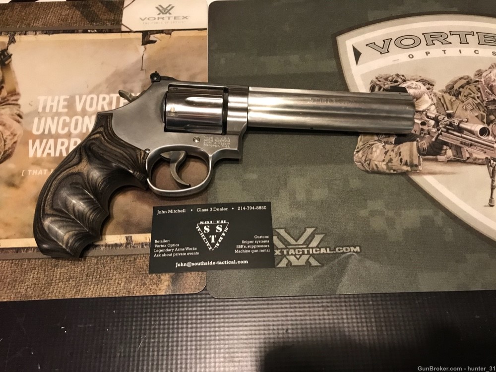 Smith & Wesson 686 - 6  357 mag trijicon night sight  6” barrel -img-1